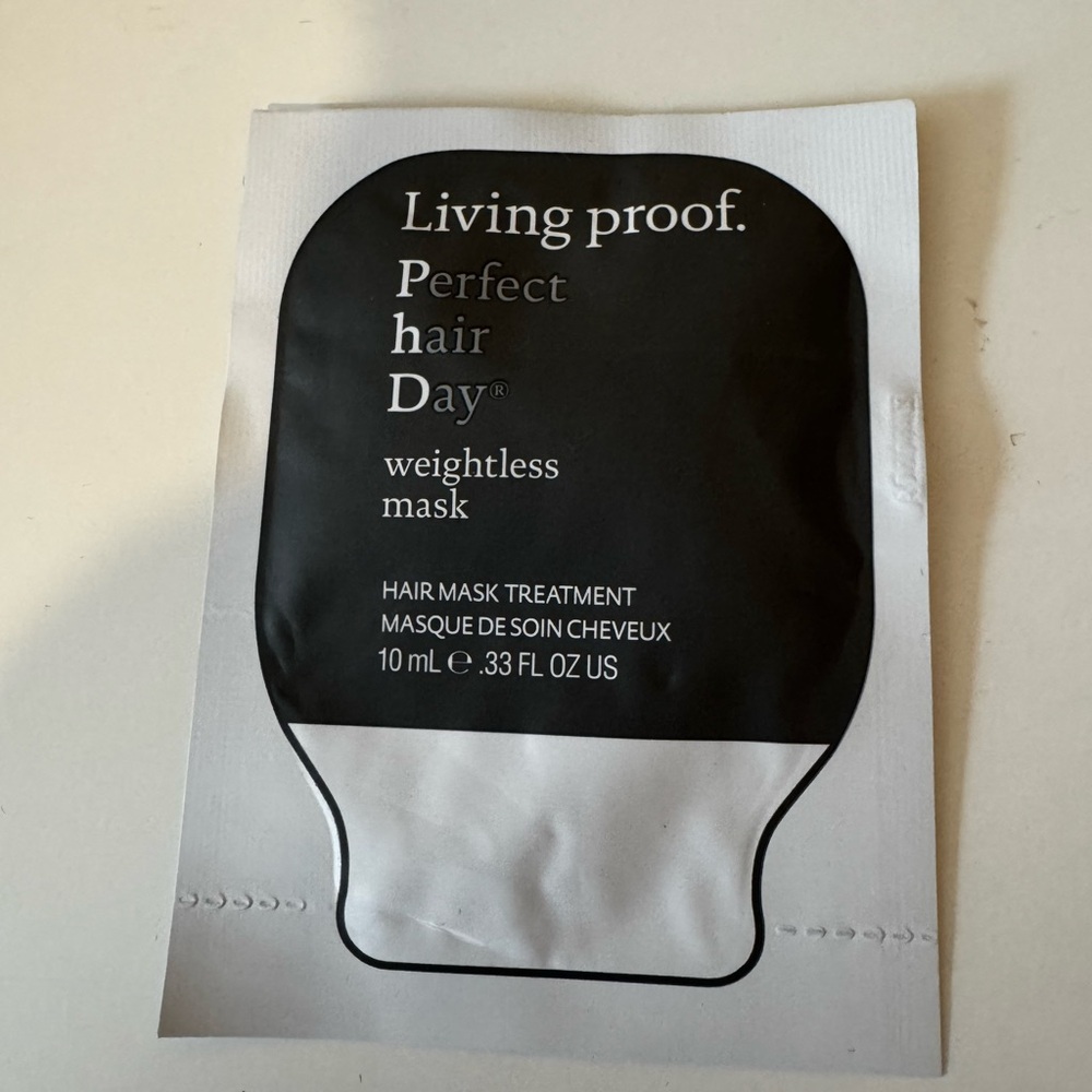 Hair Essentials Bundle w/Paul Mitchell, Living Proof, Color Wow & Head and Hair - Picture 5 of 5